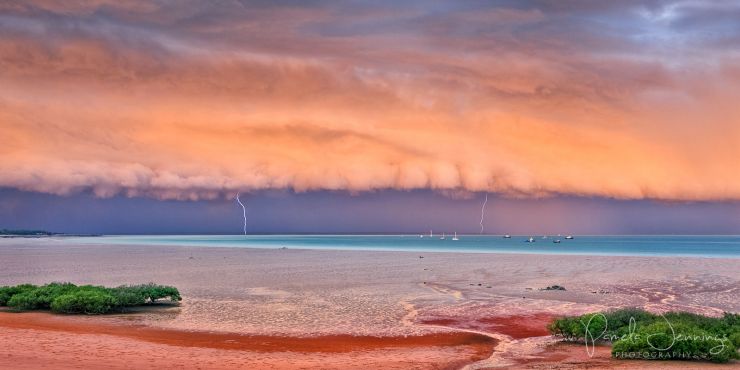 20180215_Broome sunset_3146_ABClayers.jpg